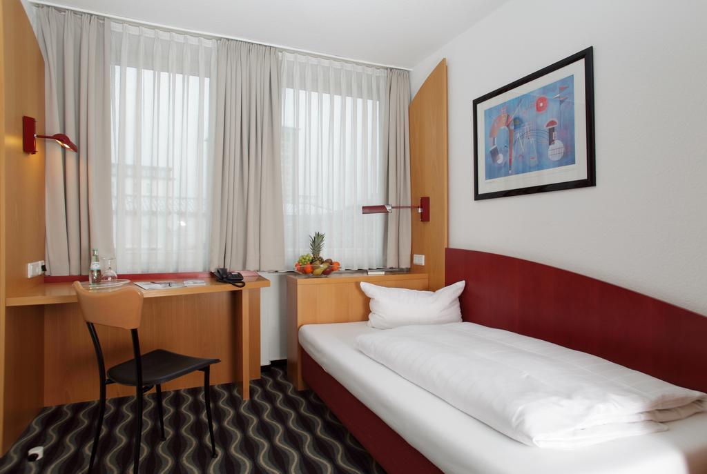 Stadthotel Kassel Zewnętrze zdjęcie